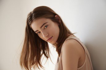 21652-garnier-hair_colour-chocolate-brown