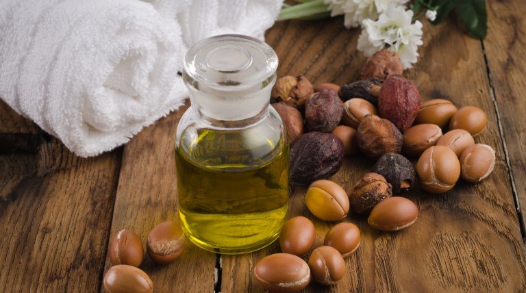 apakah minyak argan dan faedah sebagai pembersih wajah