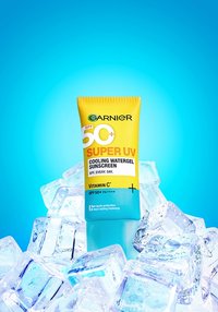 GARNIER SOCIAL EMERGING SUPER UV 11OCT24 239